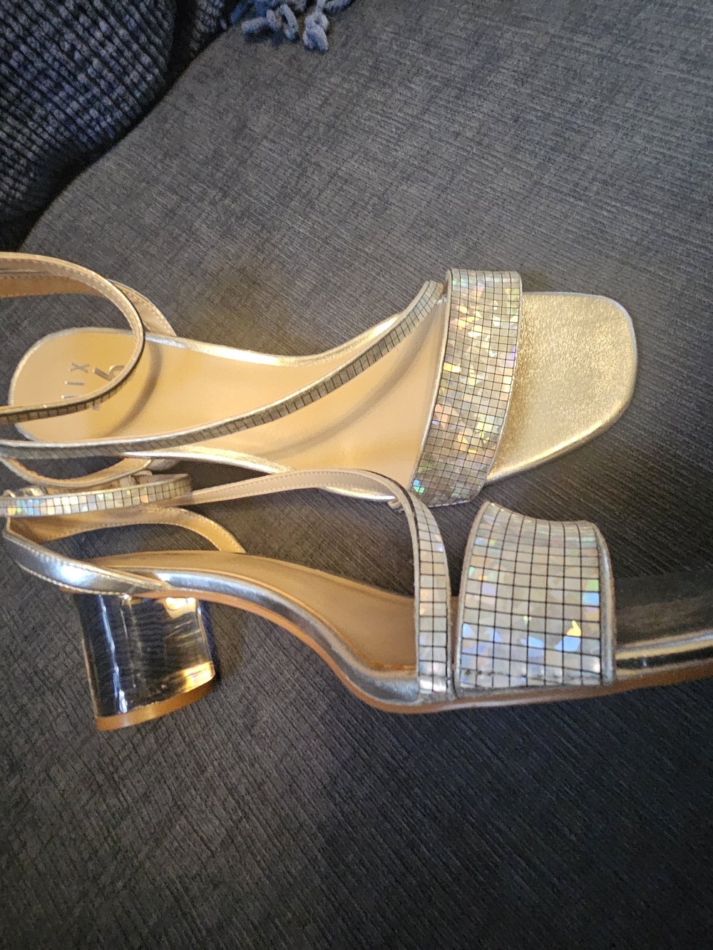 MIX No. 6 Ankle-Strap Low Heel Sandals Size 10M - Picture 9 of 9